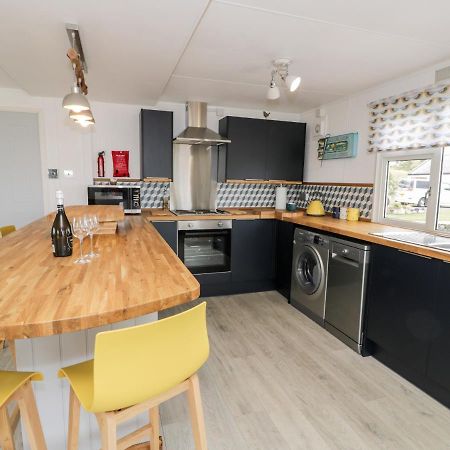 Porthwen Lodge Amlwch Экстерьер фото