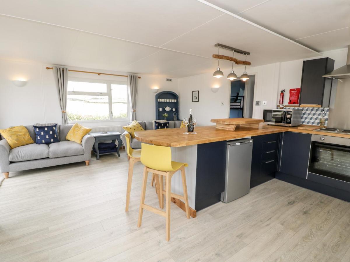 Porthwen Lodge Amlwch Экстерьер фото
