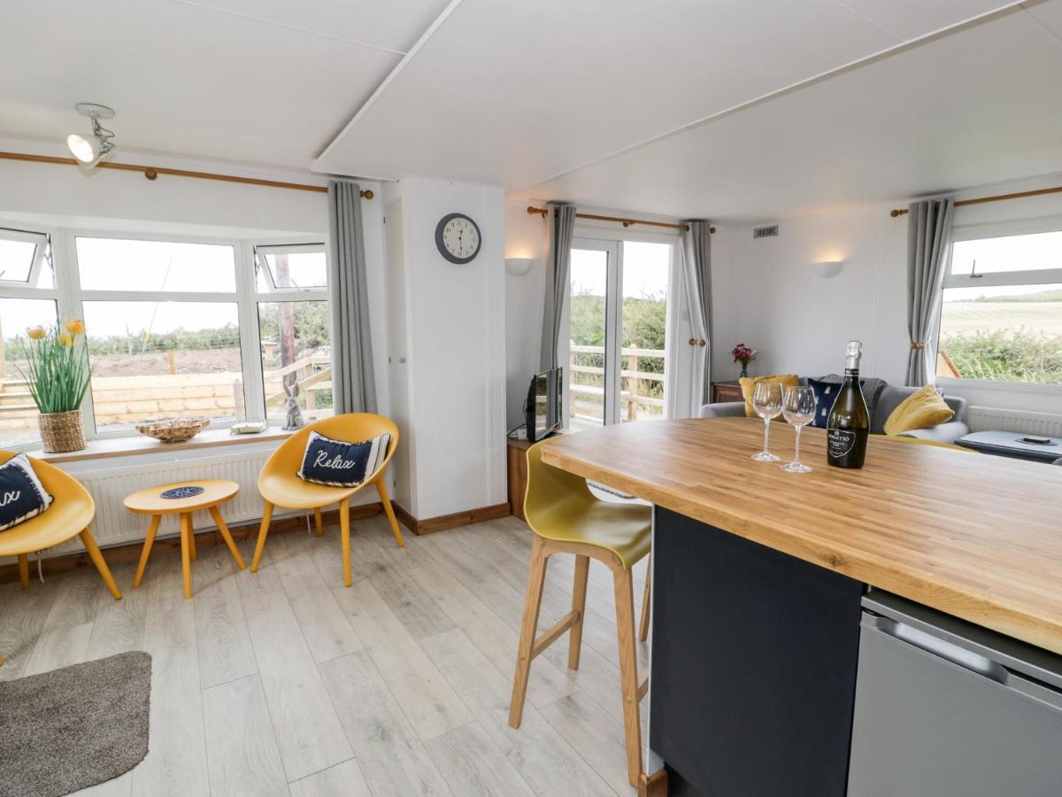 Porthwen Lodge Amlwch Экстерьер фото