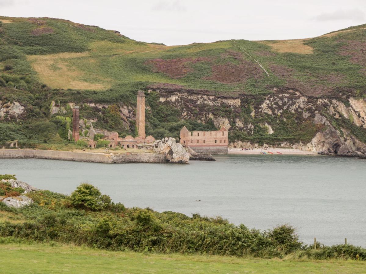 Porthwen Lodge Amlwch Экстерьер фото