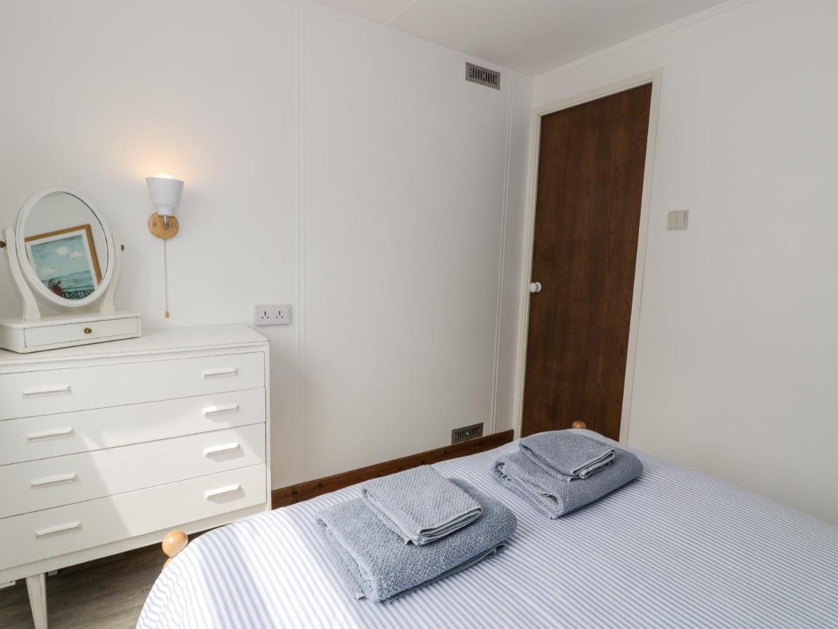 Porthwen Lodge Amlwch Экстерьер фото