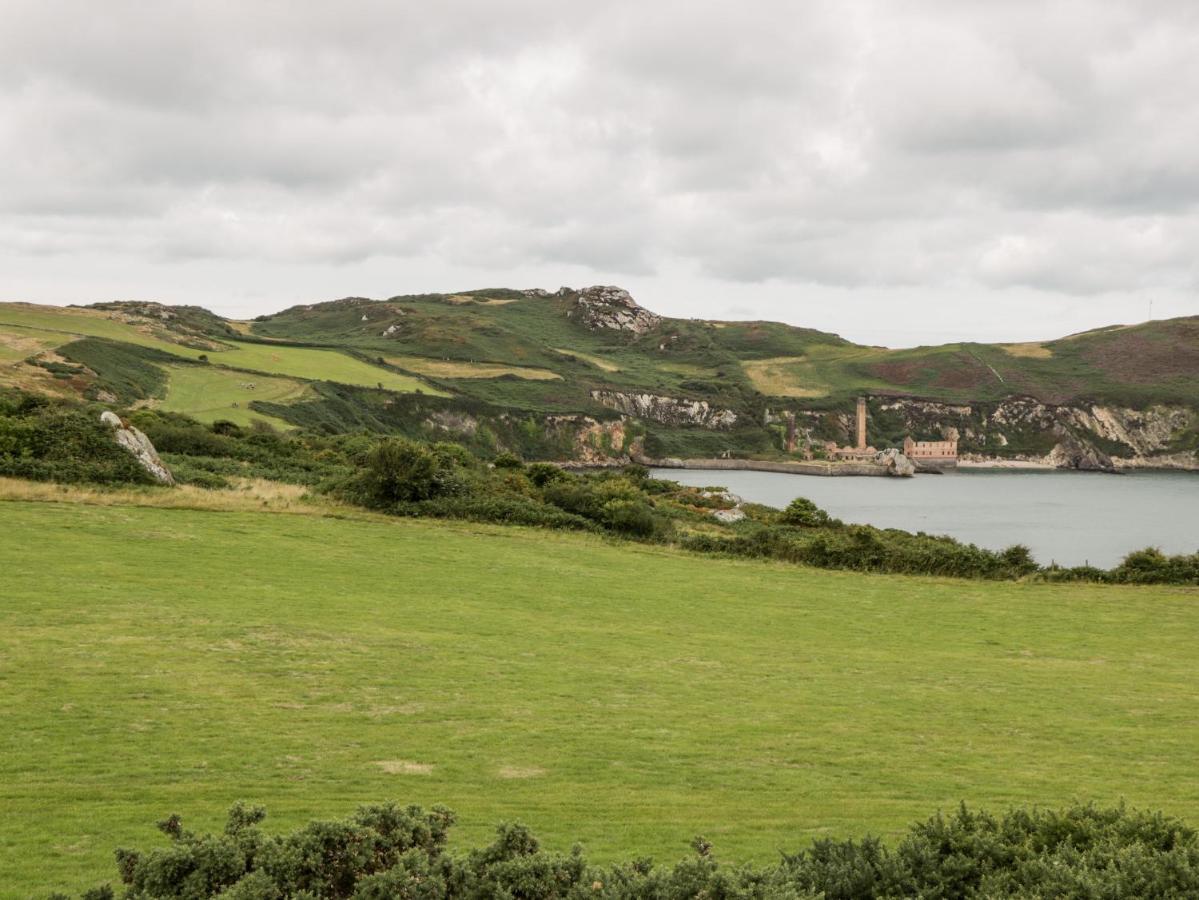 Porthwen Lodge Amlwch Экстерьер фото
